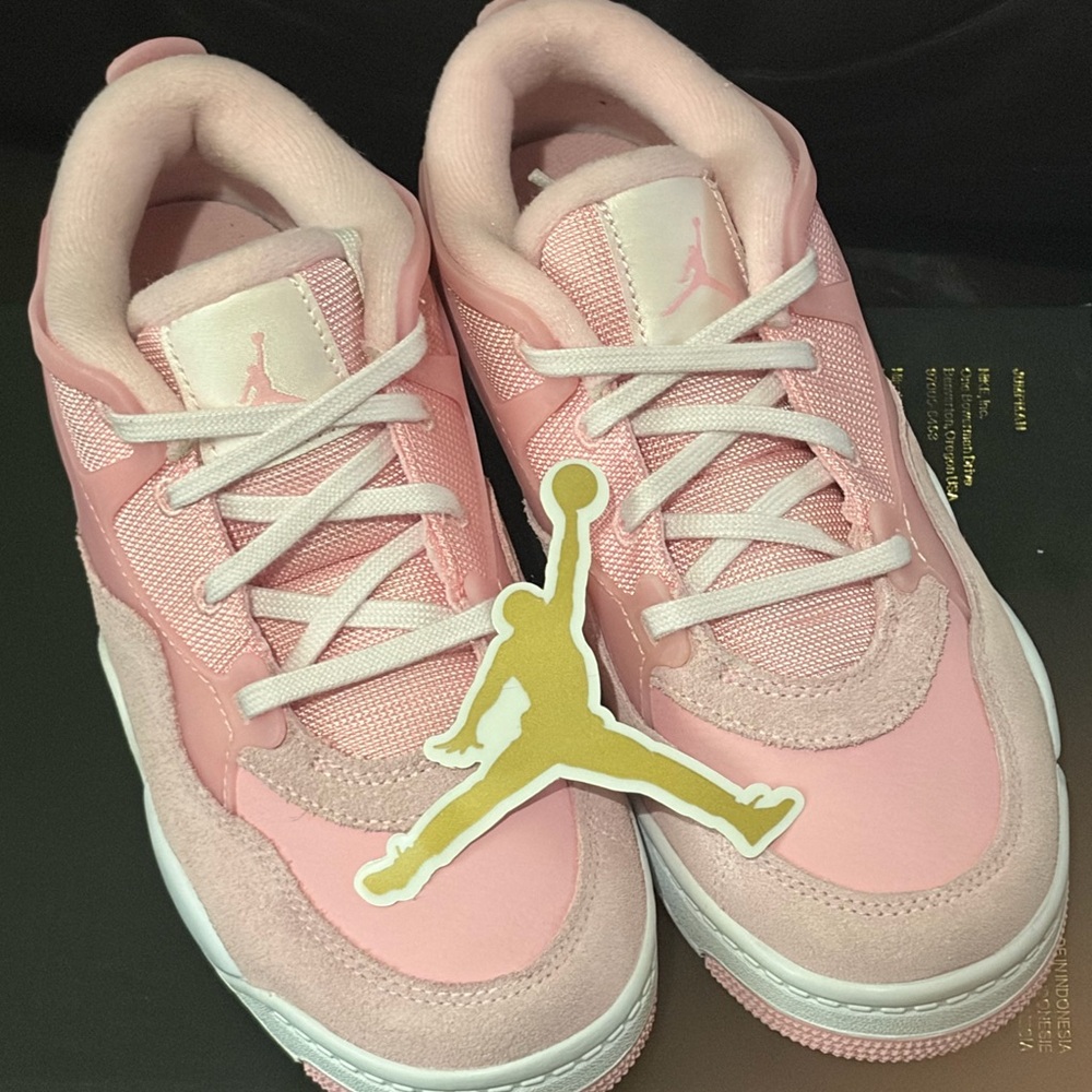 Air Jordan 4 RM Pink kids size 1.5Y